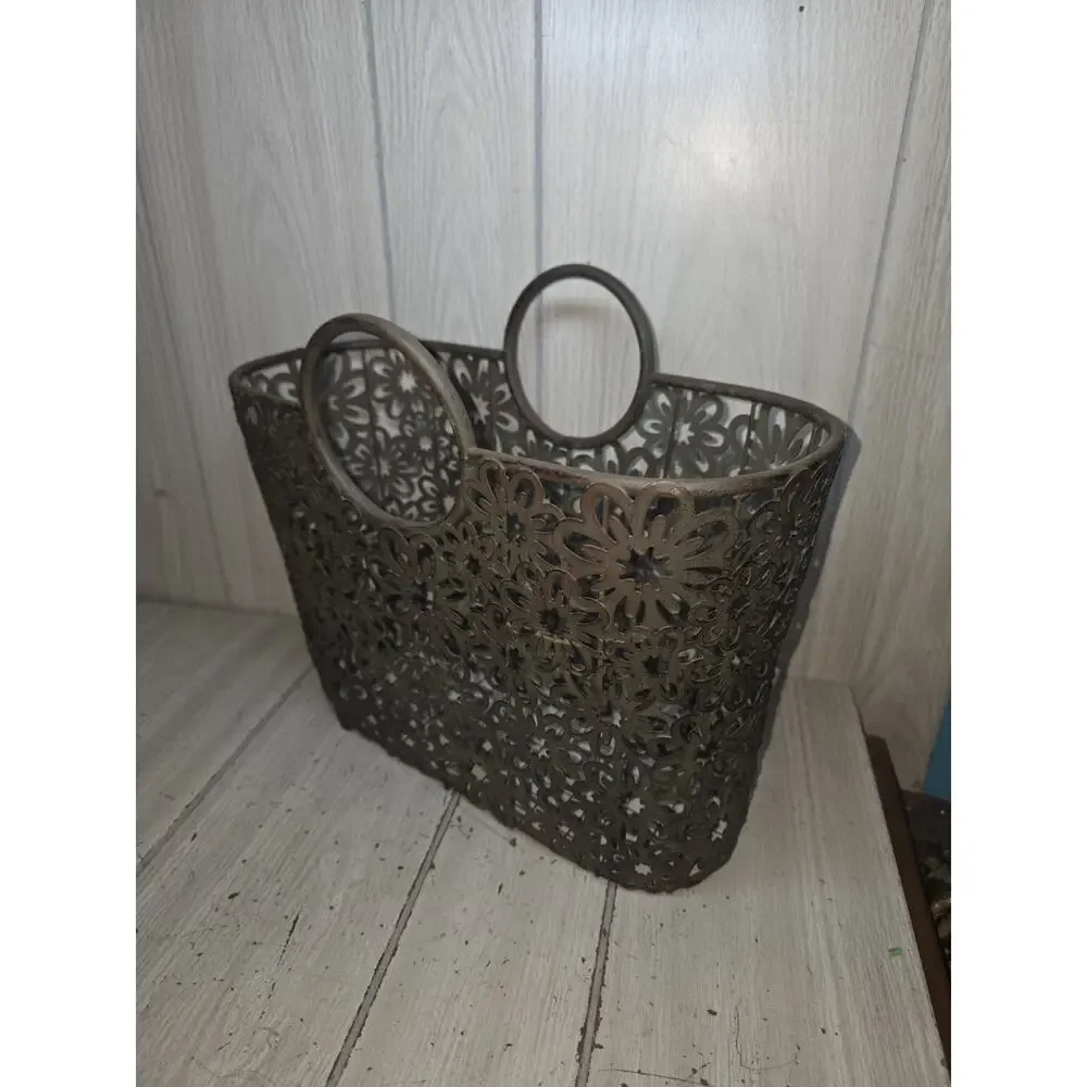 Vtg Large Floral Metal Basket Bin Magazine Rack Towel Display Bathroom Decor